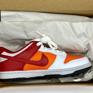 New Women's Nike Dunk Low Orange/Red Athletic Shoes, 7.5 US, With Box, Item S11